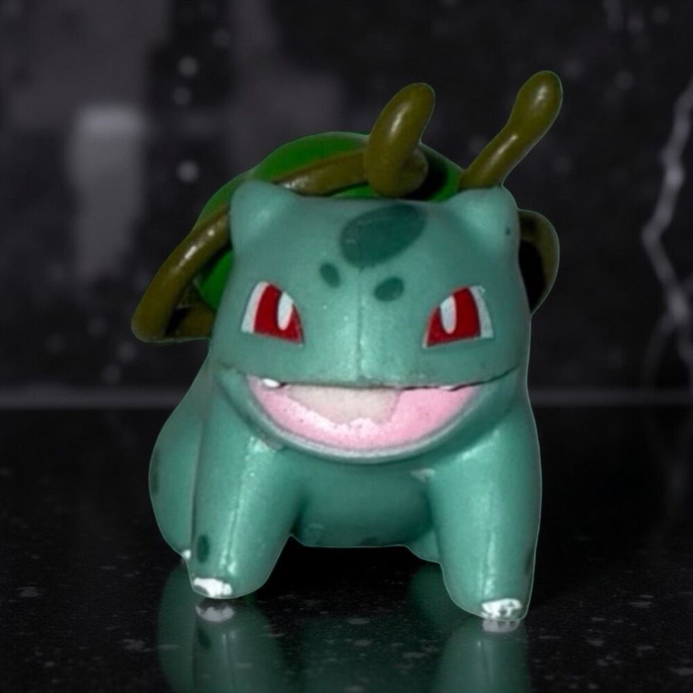 2020 Wicked Cool Toys WCT Bulbasaur Plastic PVC Pokémon Figure  1.5” B4